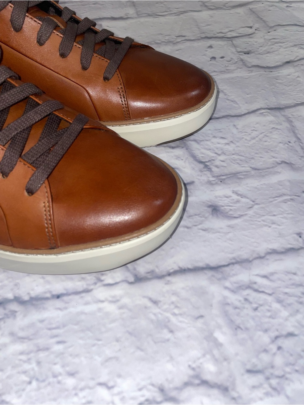 Cole Haan Men's GrandPrø Topspin Sneakers
Size 12 - Picture 4 of 7